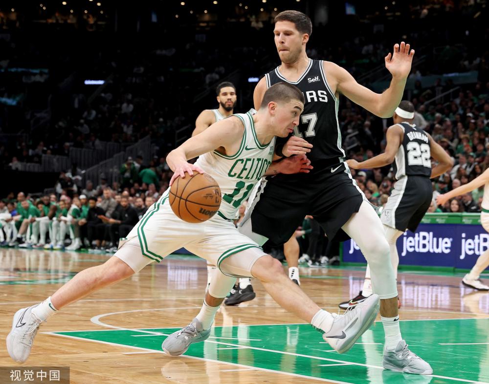 实现自我突 实现自我突