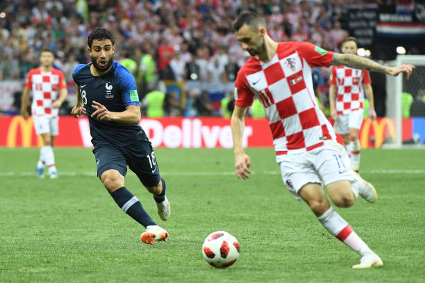 流中悬空漂 流中悬空漂